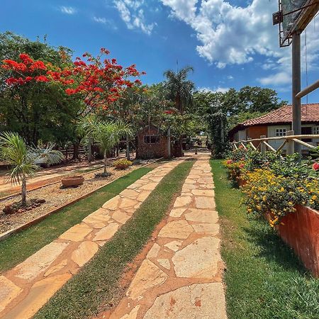 Ranchos 30 Hotel Fazenda Hidrolandia  Exteriér fotografie