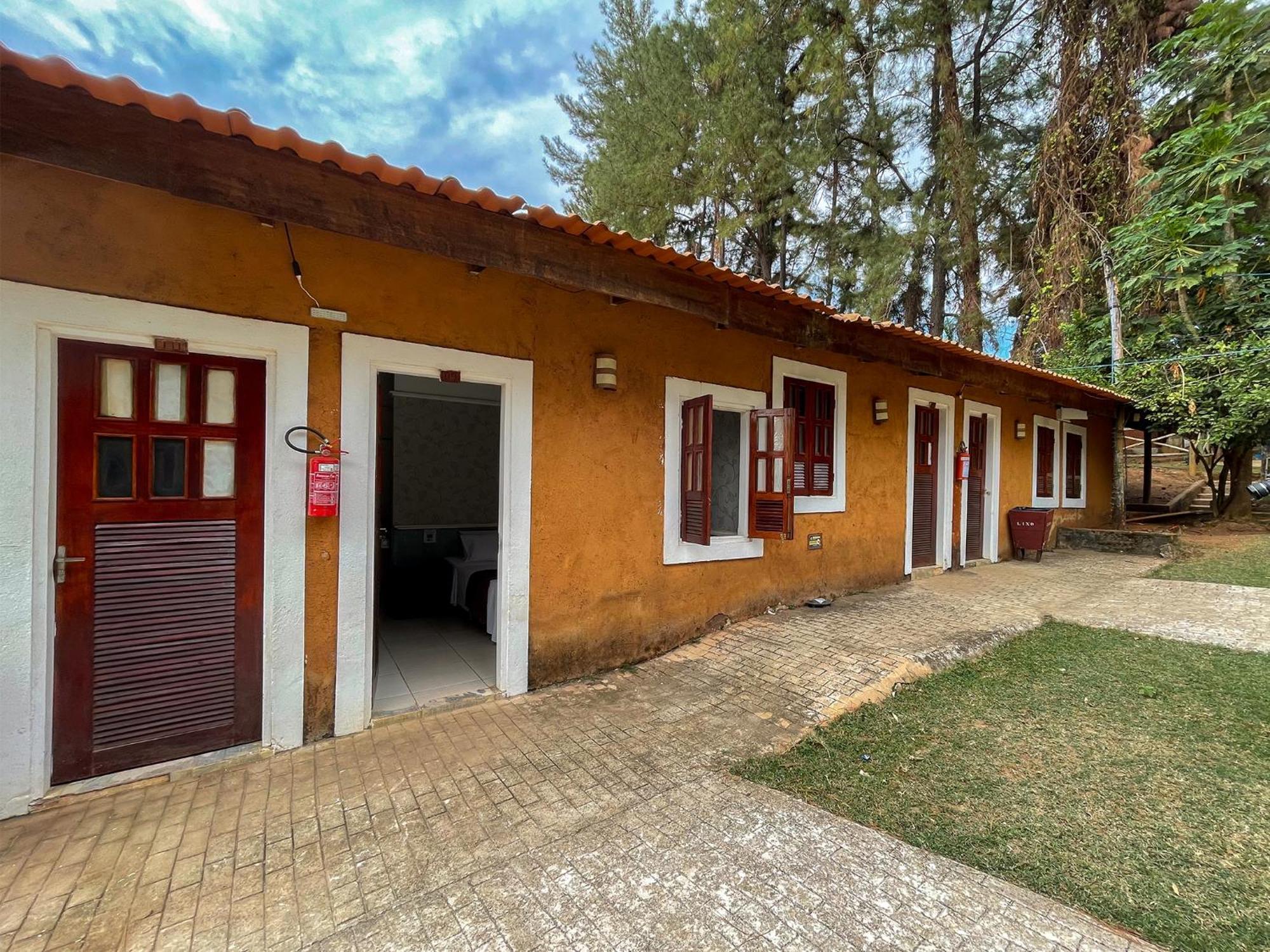 Ranchos 30 Hotel Fazenda Hidrolandia  Exteriér fotografie
